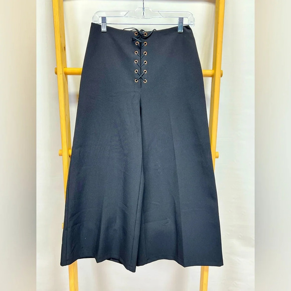 TOPSHOP Black lace front wide leg crop pants size 6 - Picture 2 of 13